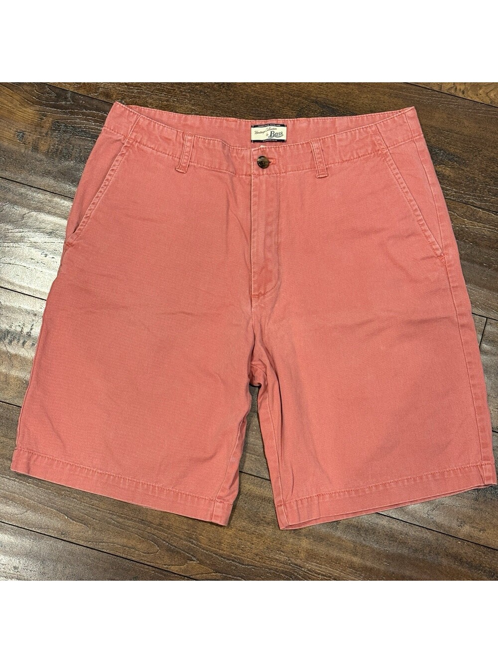 GH Bass & Co Mens Chino Shorts Size 33 100% Cotton Flat Front Casual Coral